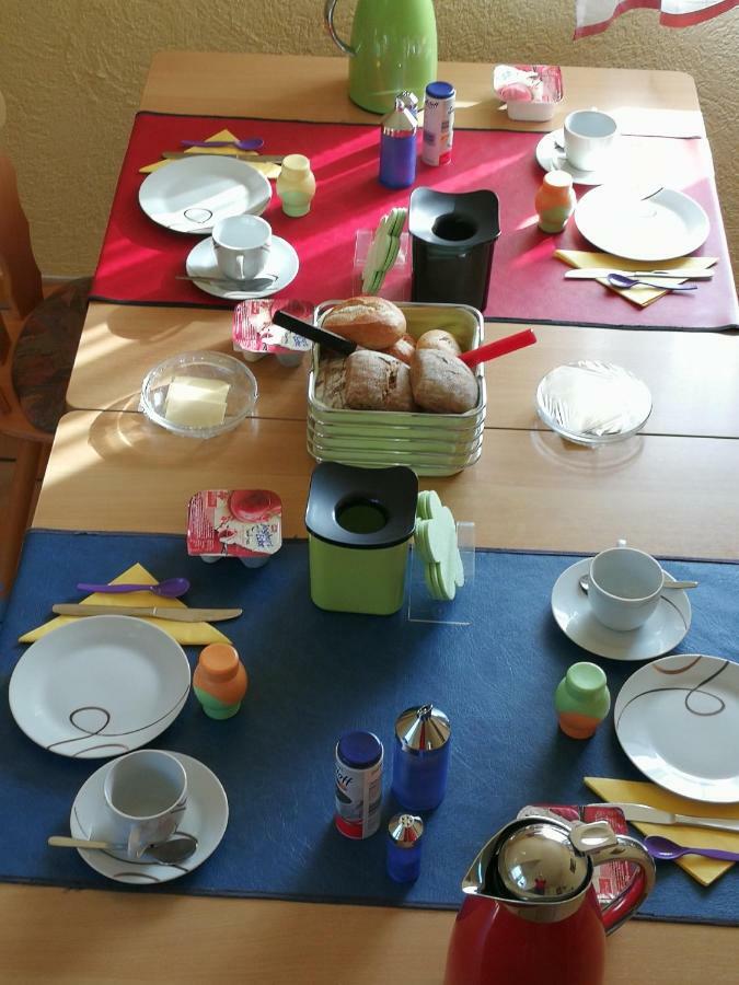 Gaestehaus Moni Jaeger Weyher Екстер'єр фото